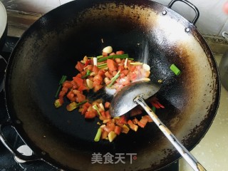 番茄炖鲫鱼步骤4