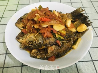 番茄炖鲫鱼步骤7