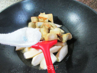 臭豆腐烧茭白步骤10