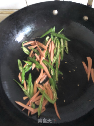 火腿肠炒苤蓝步骤3