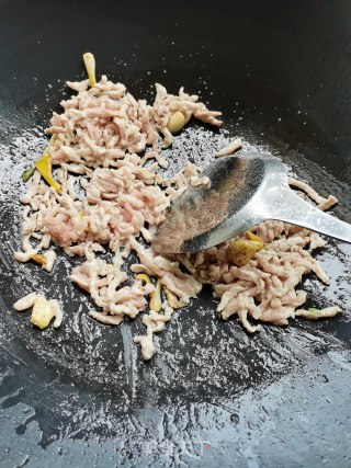 刀豆炒肉丝步骤4