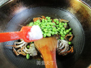 毛豆炒六月黄步骤10