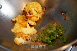 穿心莲炒鸡蛋步骤3