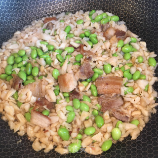 五花肉炒毛豆萝卜干步骤7