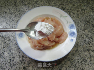 鸡胸肉炒丝瓜步骤7