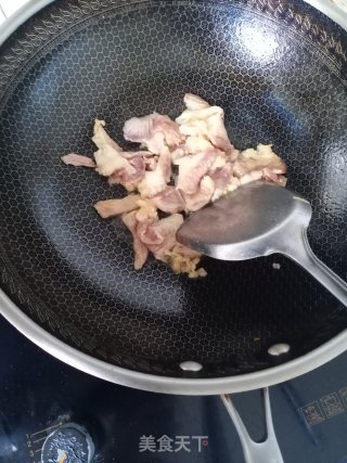 茭白炒肉步骤4