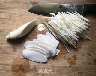 清炒茭白步骤3