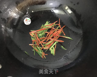 清炒茭白步骤5