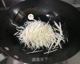 清炒茭白步骤7