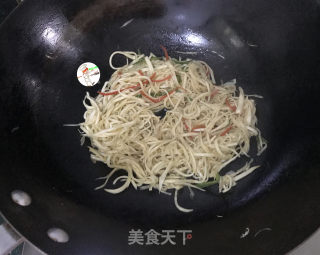 清炒茭白步骤10