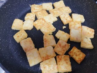 红烧鸡蛋豆腐步骤3