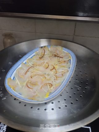 陈皮蒸鲟龙鱼片步骤5