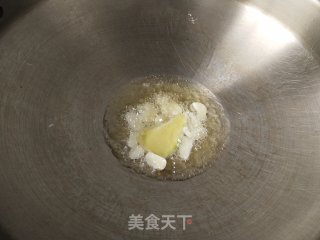 芹菜炒笋干步骤3