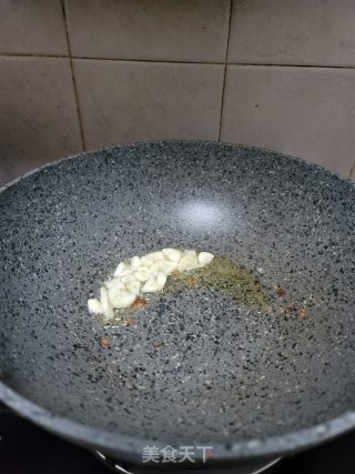 清炒手撕包菜步骤3