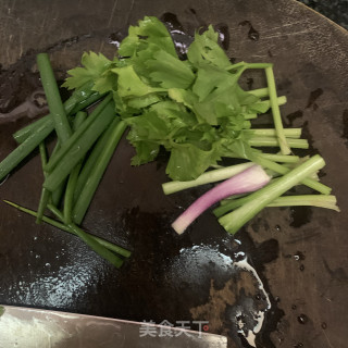 油豆腐焖五花肉步骤3