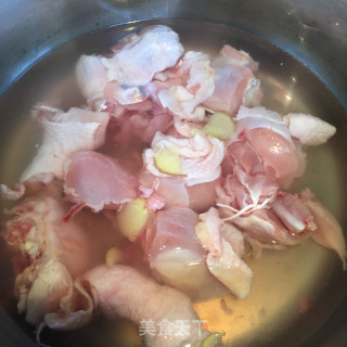 菌菇烧鸡腿步骤6
