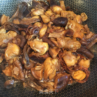 菌菇烧鸡腿步骤11