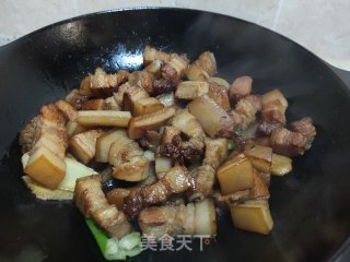 五花肉焖小土豆步骤12