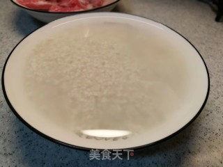 李子柒同款夏日美食～荷香糯米排骨饭步骤3