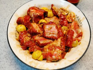 李子柒同款夏日美食～荷香糯米排骨饭步骤2