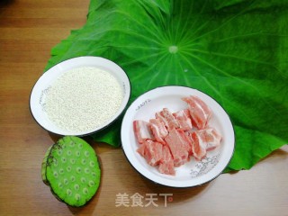 李子柒同款夏日美食～荷香糯米排骨饭步骤1