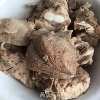 毛豆烧排骨步骤2