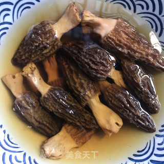 羊肚菌酿虾肉步骤2