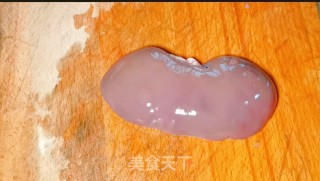葱椒腰花步骤1