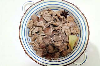 麻辣鸡胗鸡心步骤4