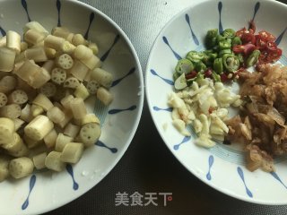 酸辣藕尖步骤2
