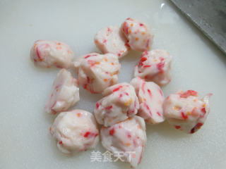 青椒龙虾球炒花菜步骤2