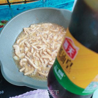 鸡胸肉炒辣椒步骤8