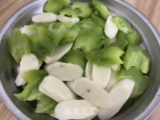 苦瓜炒山药步骤4