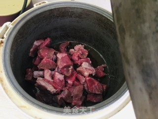 牛肉焖萝卜步骤3