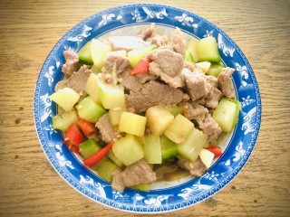 牛肉焖萝卜步骤7
