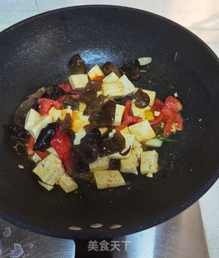 西红柿青菜炒豆腐步骤9