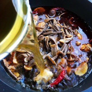 鹿茸菇炖鸡块步骤8
