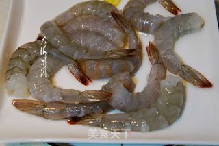 蒜蓉粉丝蒸大虾步骤4