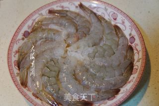 蒜蓉粉丝蒸大虾步骤6