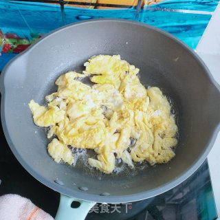 枸杞、丝瓜炒鸡蛋步骤4