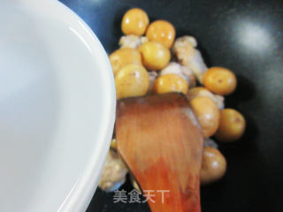 小土豆烧鸡翅根步骤3