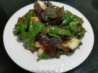 辣椒炒皮蛋步骤9
