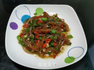 猪皮炒青红辣椒步骤6