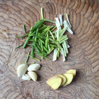 土豆干笋炖牛肉步骤2
