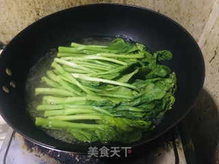 炝汁菜心步骤3