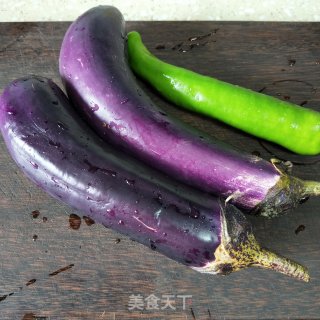 茄子盖浇饭步骤1
