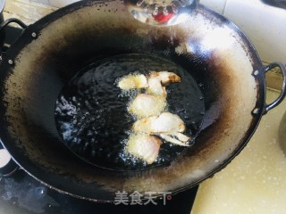 干炸小鲫鱼步骤5