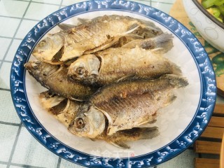 干炸小鲫鱼步骤9