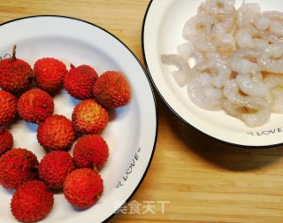 米其林时令招牌菜～荔枝虾球步骤1