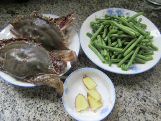 梭子蟹炒豇豆步骤1